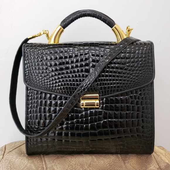 Piero Acutis Handbags - Piero Acutis Vintage patent Ligator Large purse